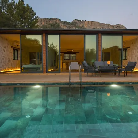 וילה Stone Luxury Kabak *