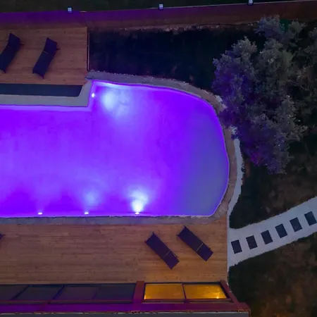 וילה Stone Luxury Kabak