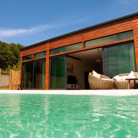 Stone Luxury Kabak פאראליה