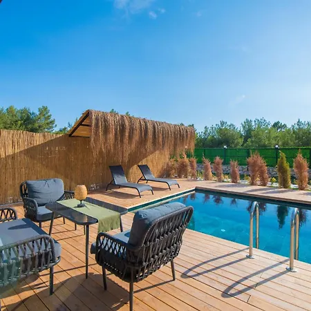Stone Luxury Kabak *